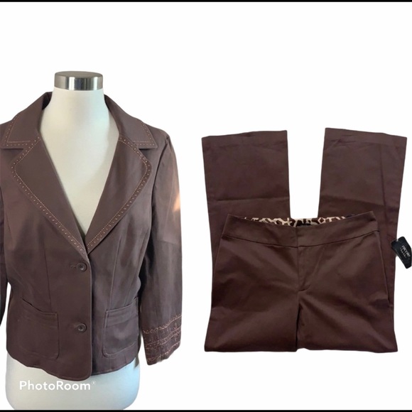 🎁NWT‎ Nicole Miller Size 12/14 Pantsuit🎁 - Picture 1 of 12
